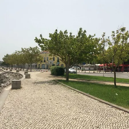 Apartamento-amora,seixal Апартаменты *
